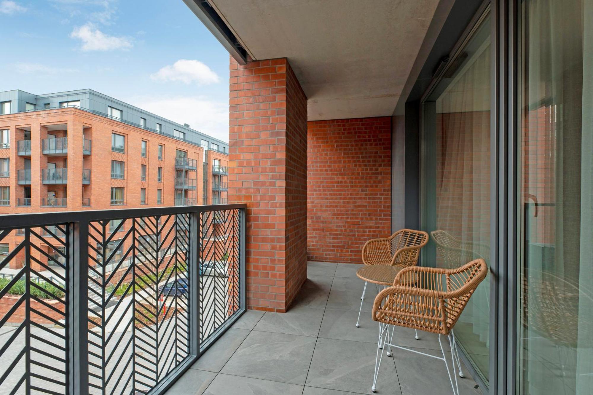 Apartment Scala 60g Center Premium By Lion *